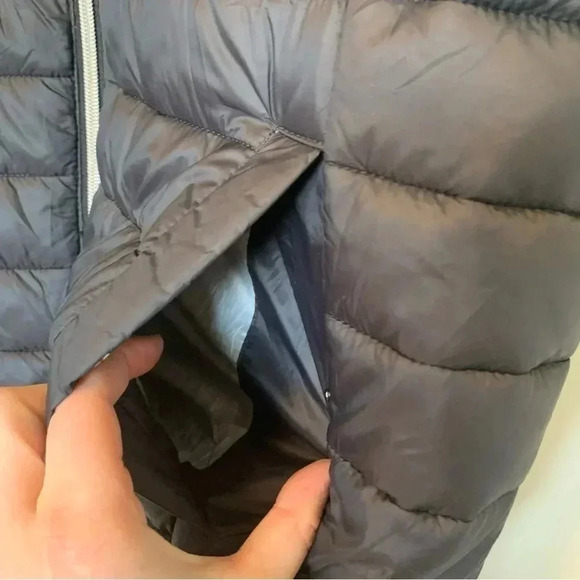 Calvin  Klein puffer black vest - Picture 2 of 6